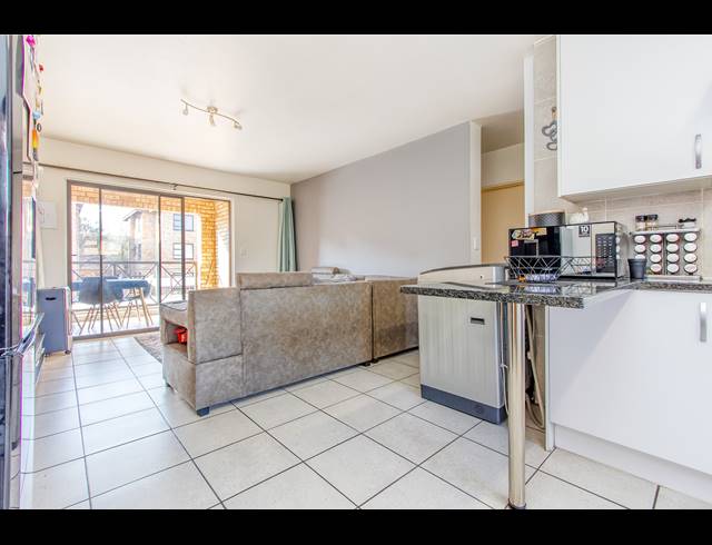 2 BEDROOM APARTMENT FOR SALE IN HONEYDEW
